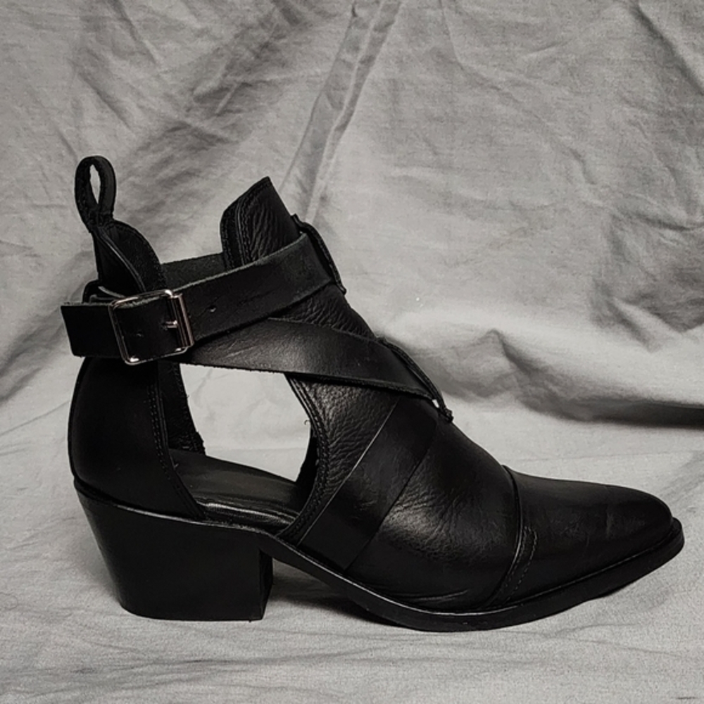 ALL SAINTS WOMENS BLACK DARCY CUT-OUT LEATHER ANKLE BOOTS, size 37